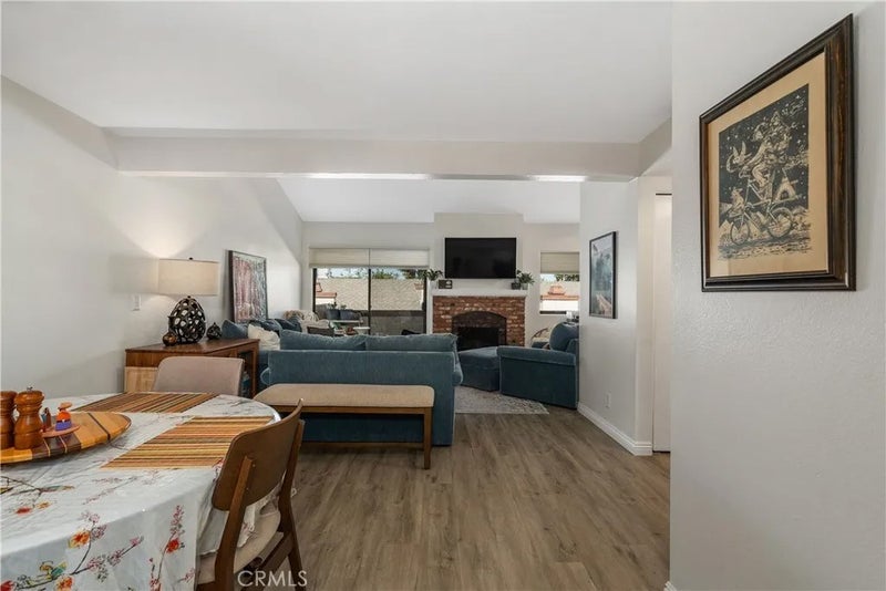 15155 Sherman Way 60