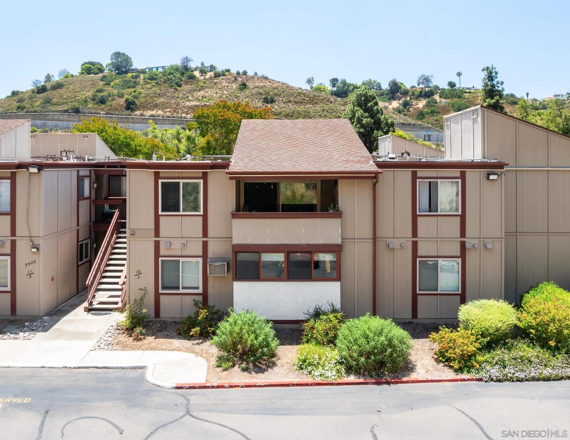 5422 Adobe Falls 10