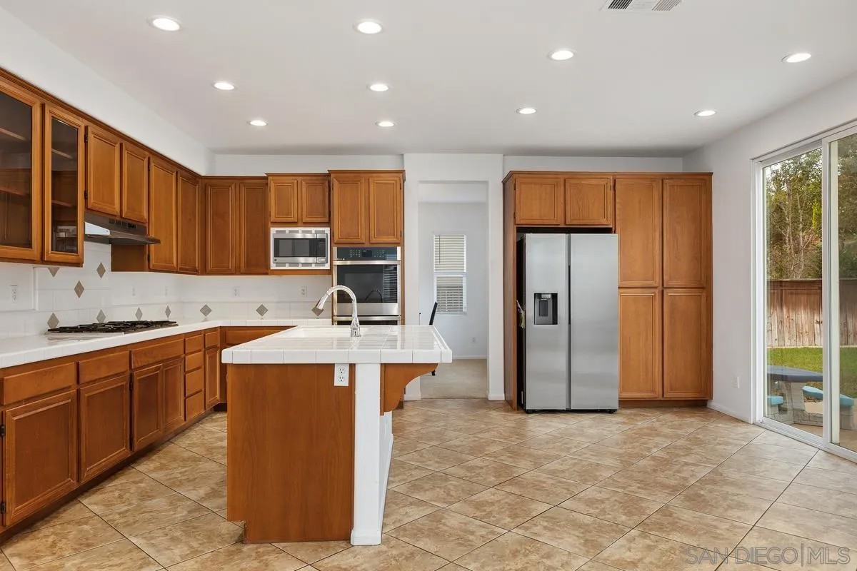 379 Edgewater Dr.