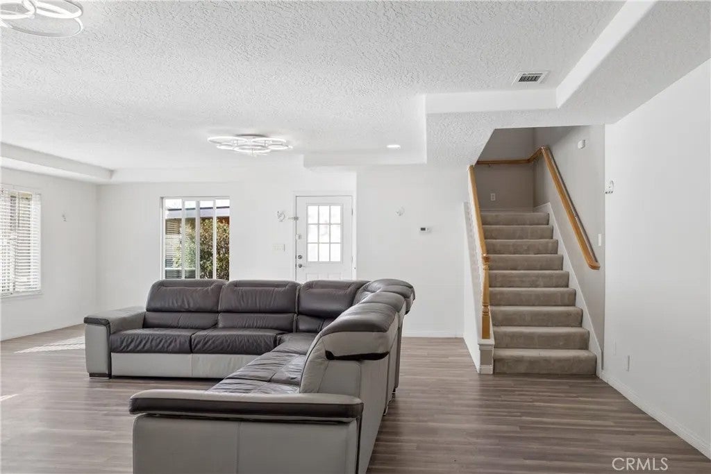 13610 Hidden Valley