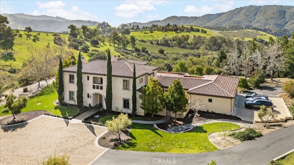 1175 Bassi Drive