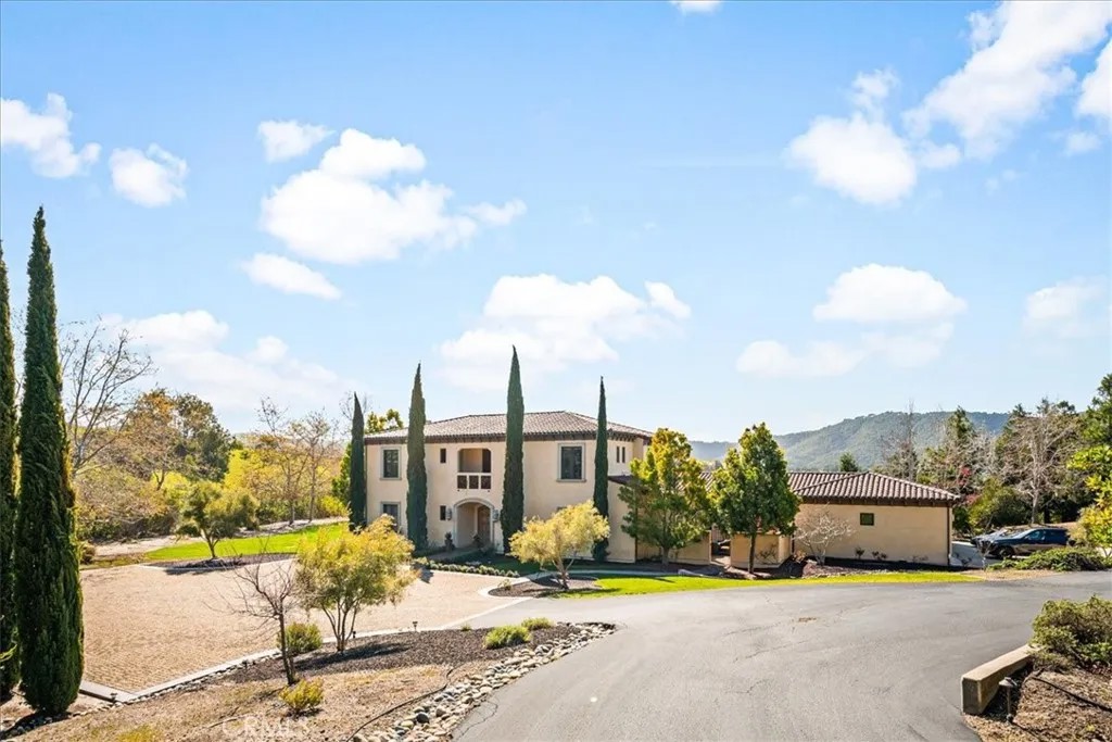 1175 Bassi Drive