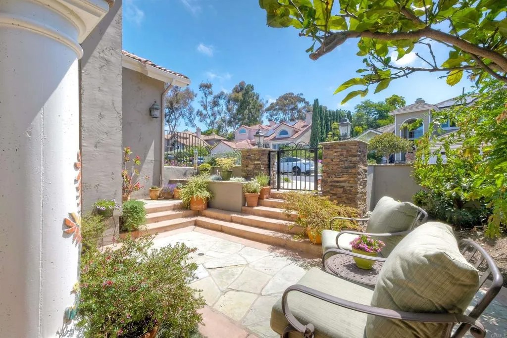 1176 Quail Gardens Court