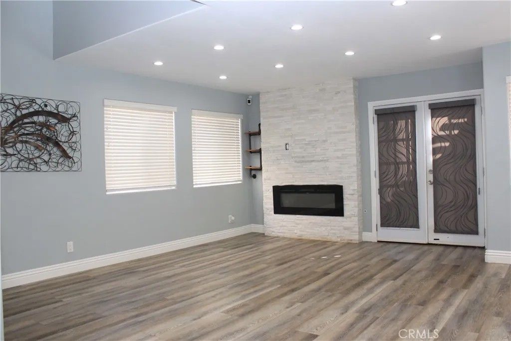 Photo of 25806 Browning Pl, Stevenson Ranch, CA 91381 (MLS # SR26061430)