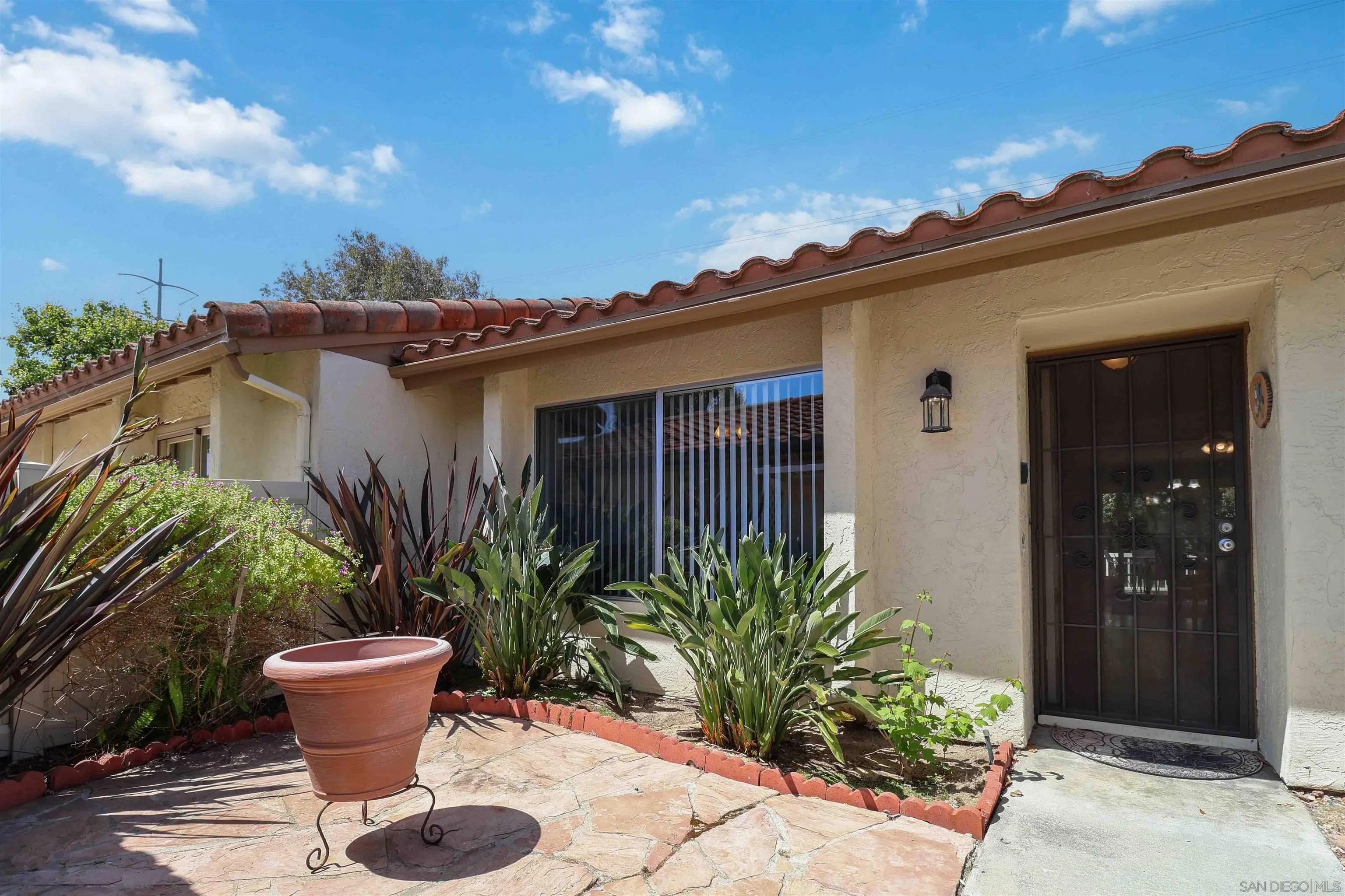 1757 Pleasantdale