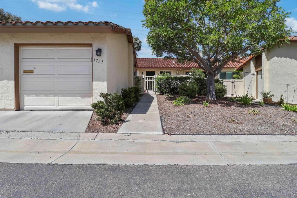 Photo of 1757 Pleasantdale Dr, Encinitas, CA 92024 (MLS # 260012634)