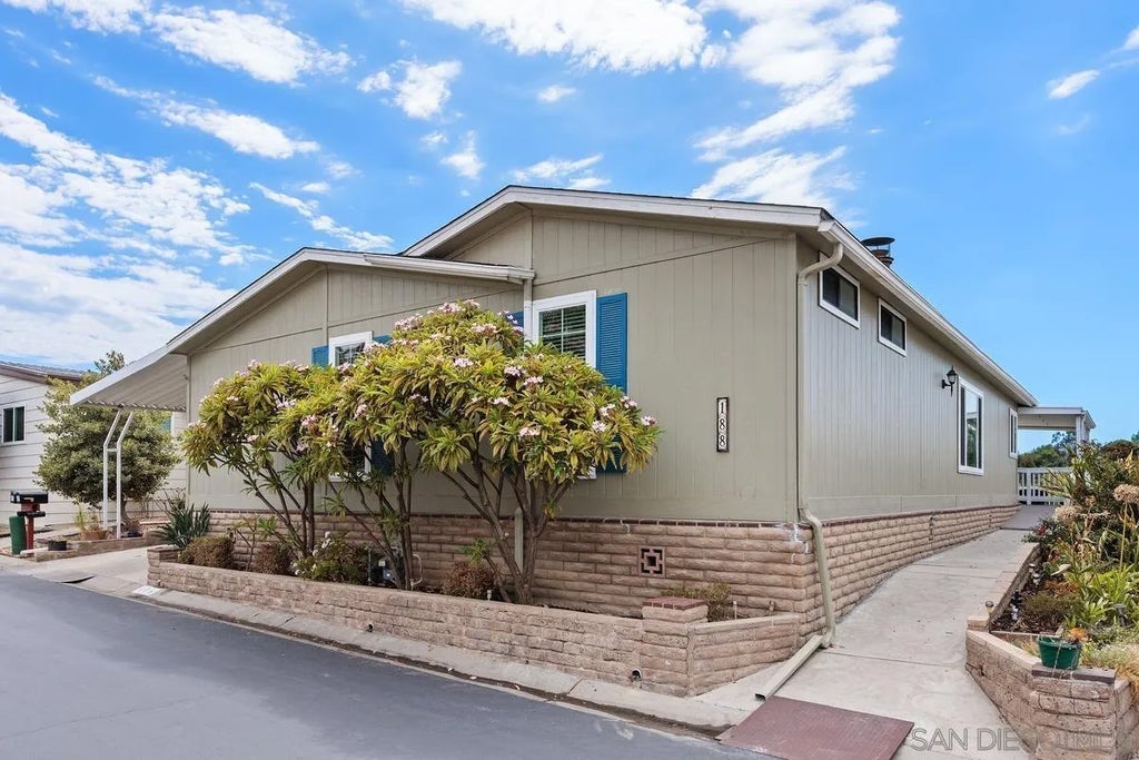 Photo of 1930 W San Marcos Dr #188, San Marcos, CA 92078 (MLS # 260022331)