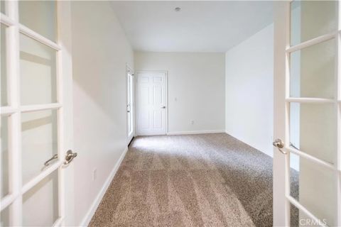 Tiny photo for 41410 Juniper St #812, Murrieta, CA 92562 (MLS # SW26016297)
