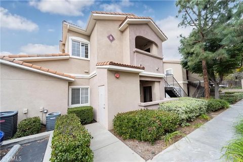 Tiny photo for 41410 Juniper St #812, Murrieta, CA 92562 (MLS # SW26016297)