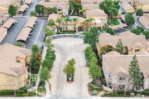 Tiny photo for 41410 Juniper St #812, Murrieta, CA 92562 (MLS # SW26016297)