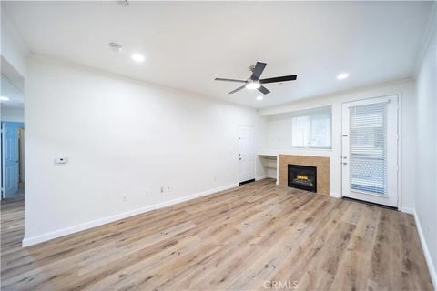 Tiny photo for 41410 Juniper St #812, Murrieta, CA 92562 (MLS # SW26016297)