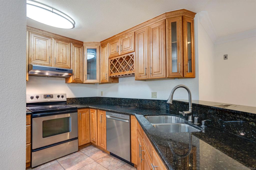 Photo of 7565 Charmant Dr #507, San Diego, CA 92122 (MLS # 260003136)