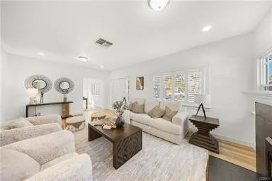 332 Chester Place
