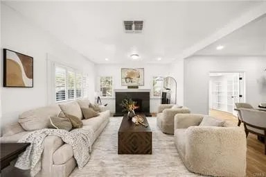 332 Chester Place