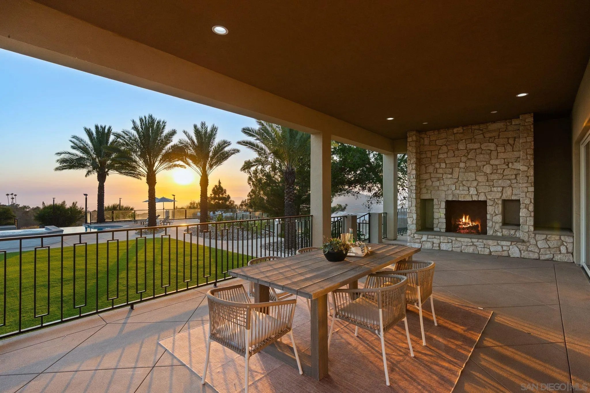 2297 Sunshine Mountain Rd