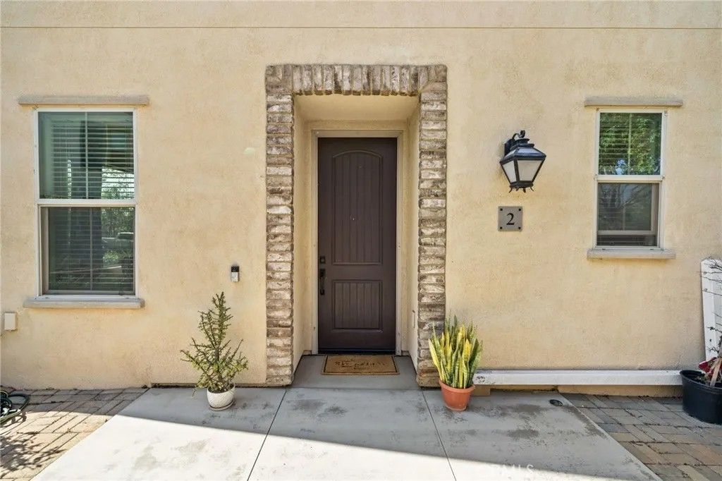 Photo of 4171 S Cardinale Privado #2, Ontario, CA 91762 (MLS # IV26069835)