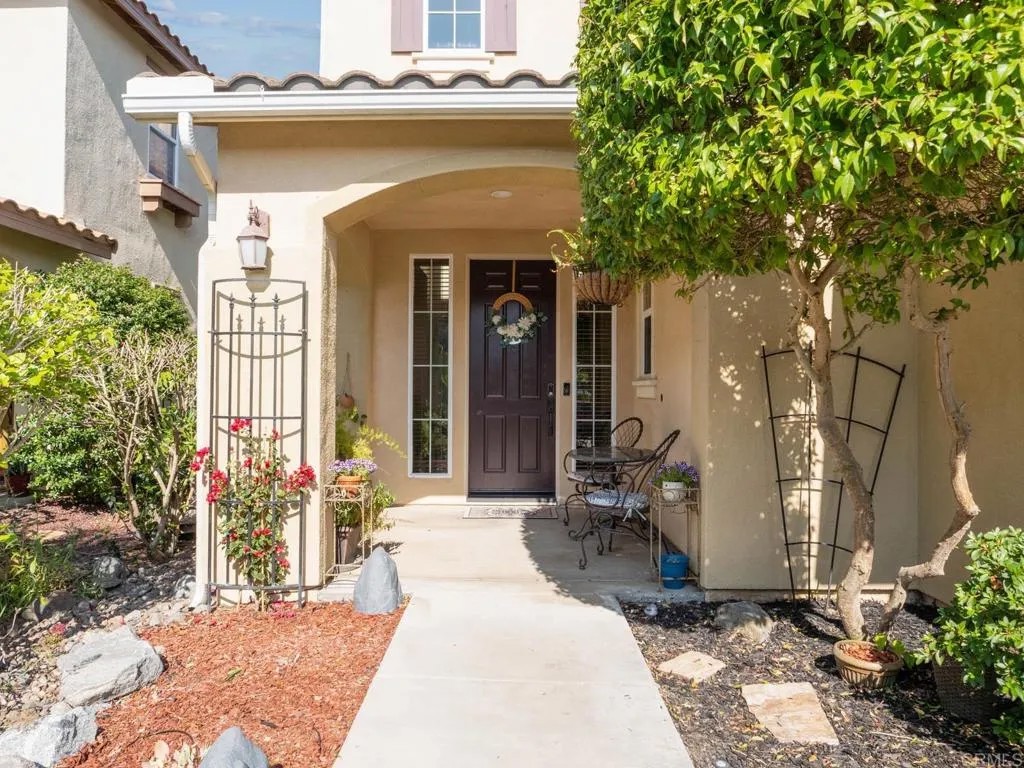 1176 Parkview Drive