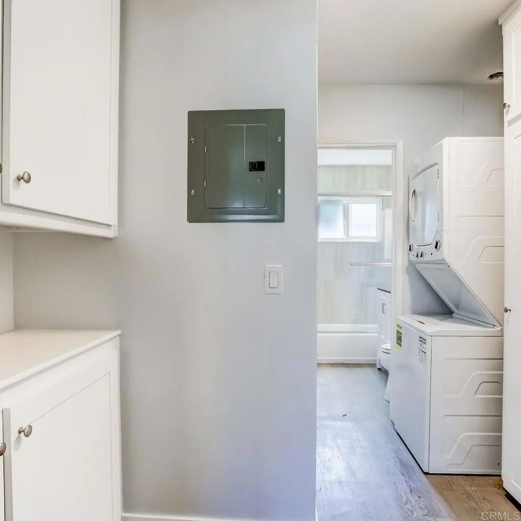 Photo of 1031 E Pennsylvania Avenue #1031, Escondido, CA 92025 (MLS # NDP2510805)