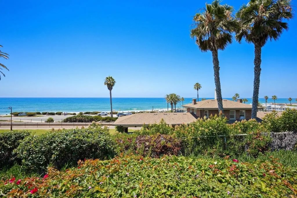 1562 Camino Del Mar 643