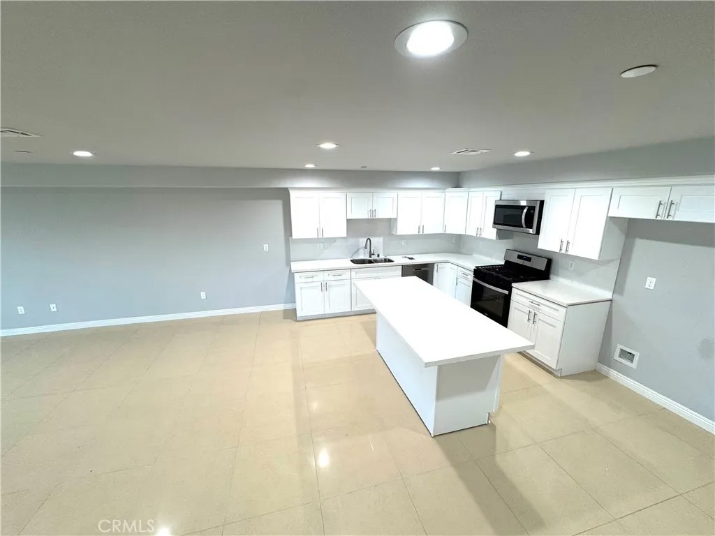 15616 Amar Road G