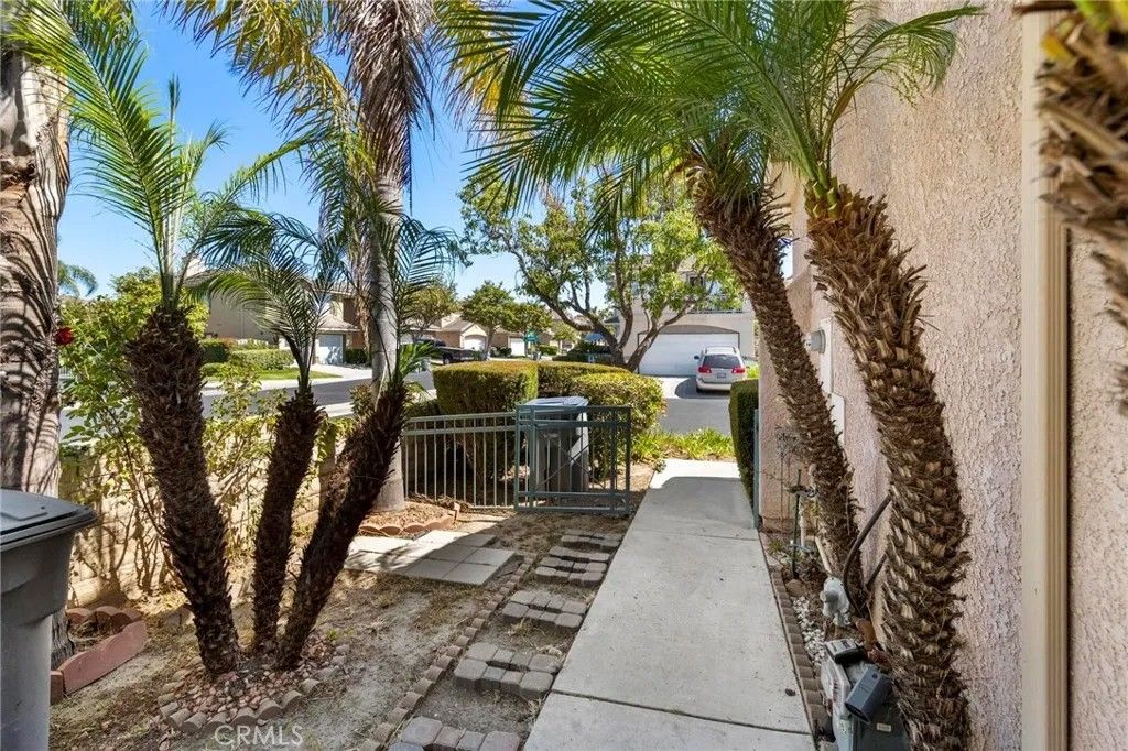 Photo of 227 Galante Way, Oxnard, CA 93036 (MLS # SR26094259)