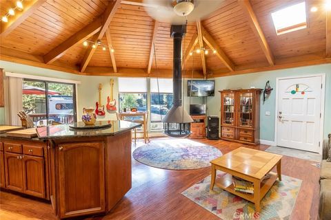 Tiny photo for 1916 Teton Way, Pine Mountain Club, CA 93222 (MLS # OC25247104)