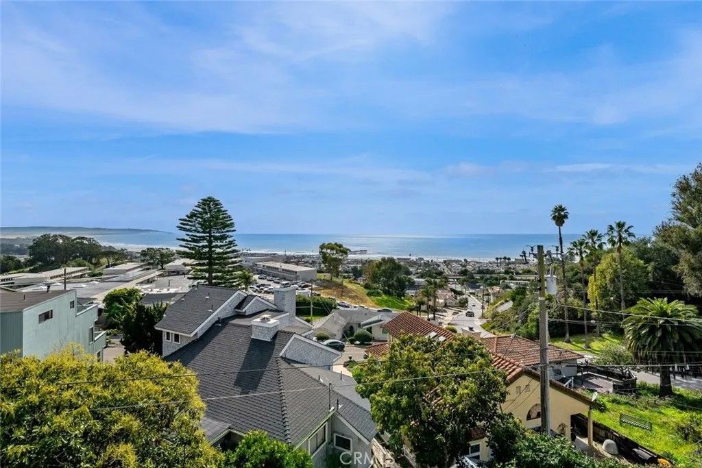 Photo of 721 Lemoore St, Pismo Beach, CA 93449 (MLS # SC26032300)