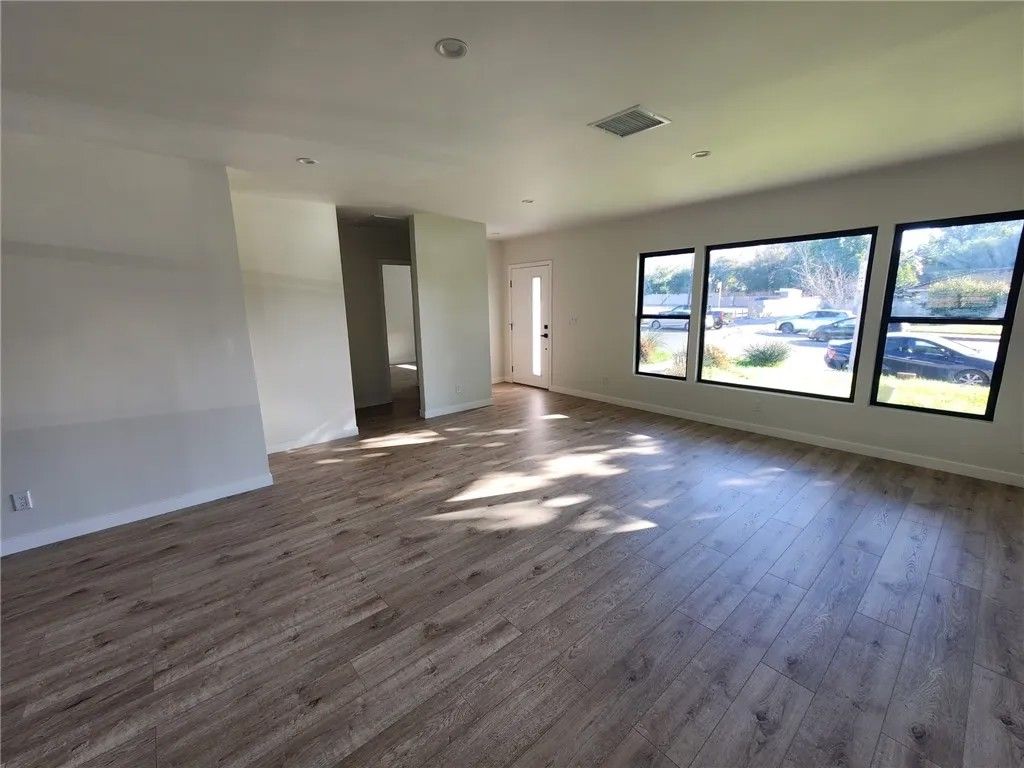 Photo of 9033 Lindley Avenue, Northridge, CA 91325 (MLS # SR26088518)