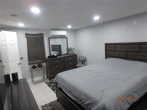 Tiny photo for 17457 Covello St, Van Nuys, CA 91406 (MLS # SR25246158)