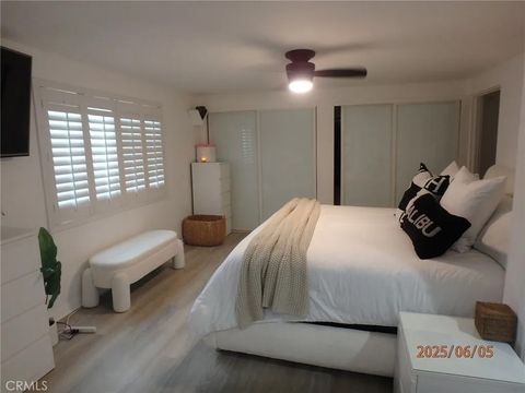 Tiny photo for 17457 Covello St, Van Nuys, CA 91406 (MLS # SR25246158)