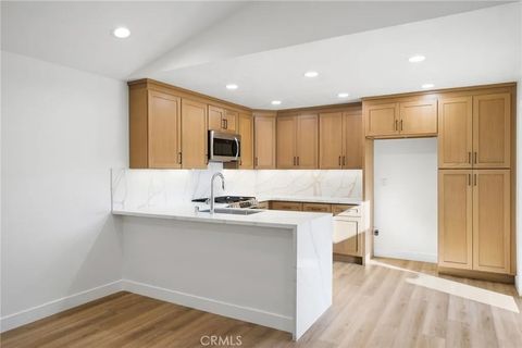 17333 Brookhurst Fountain Valley CA 92708