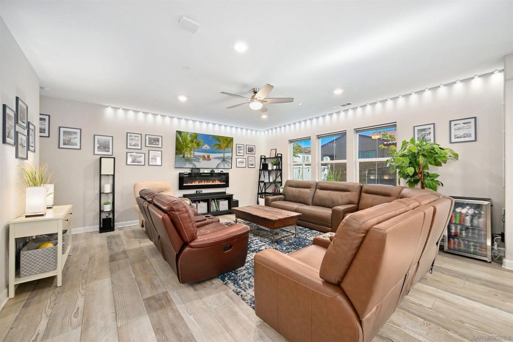 Photo of 10929 Tyler Way, San Diego, CA 92129 (MLS # 2601151)