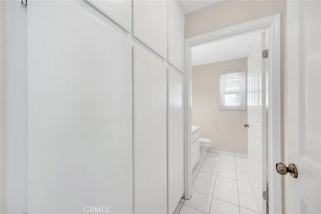 570 W 14th 4
