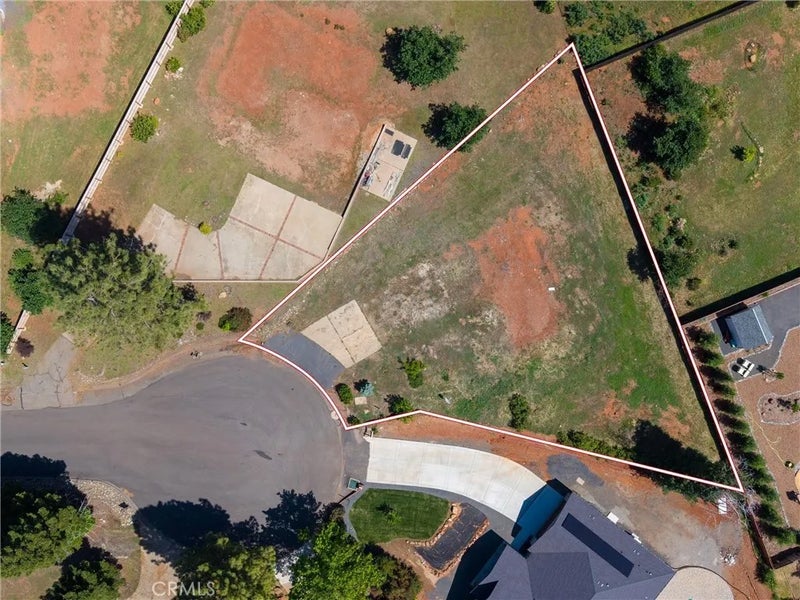 5220 Falcons View