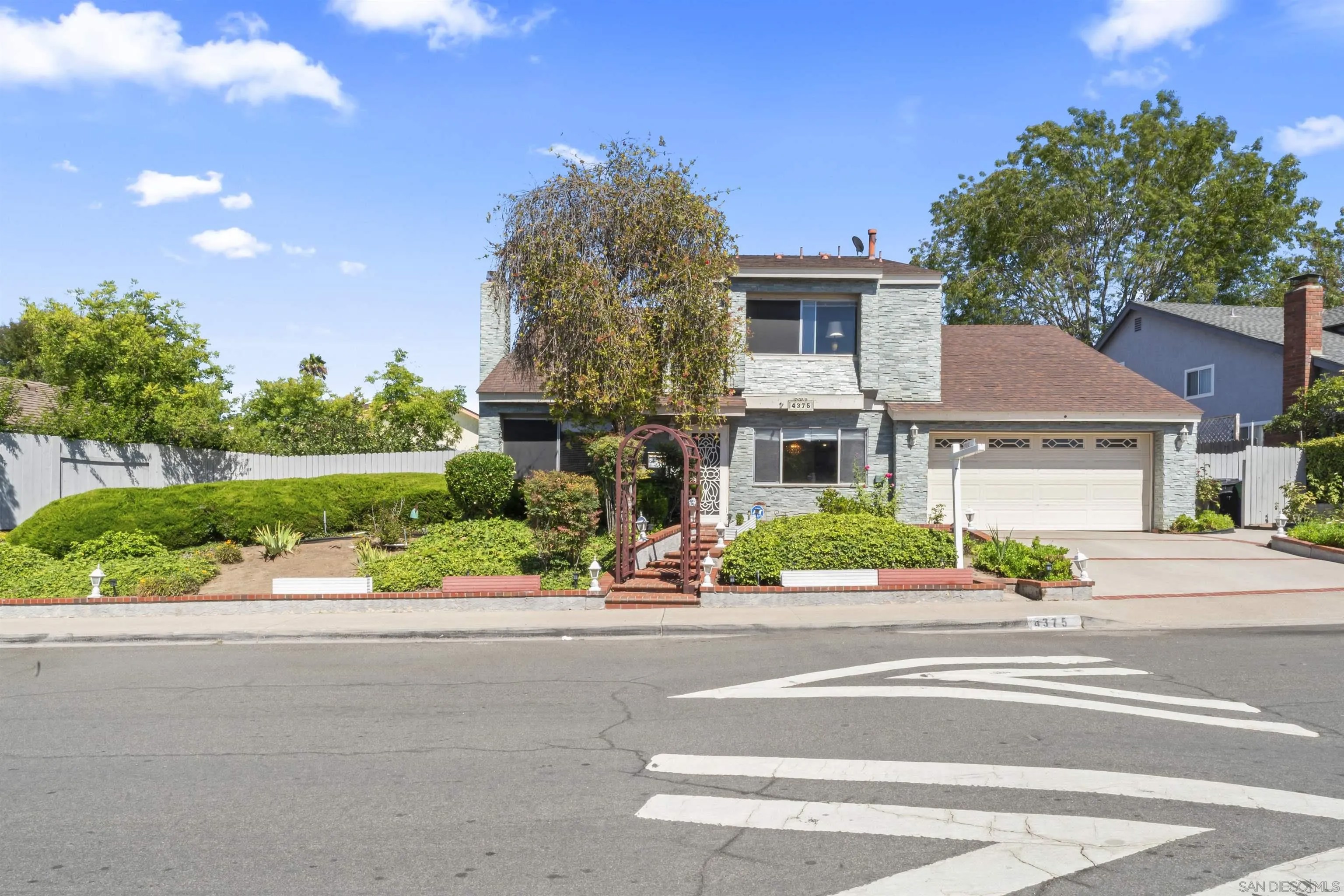 4375 Calle De Vida