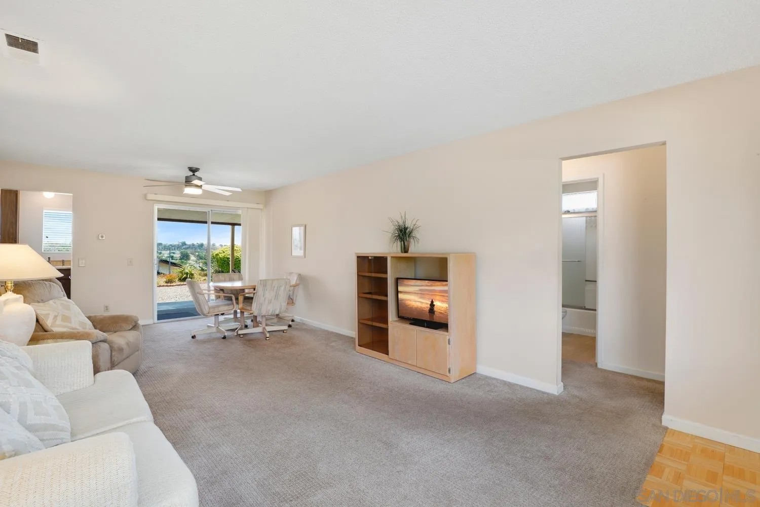 1460 Highridge Dr