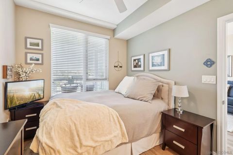 Tiny photo for 300 W Beech St #1105, San Diego, CA 92101 (MLS # 250042762)