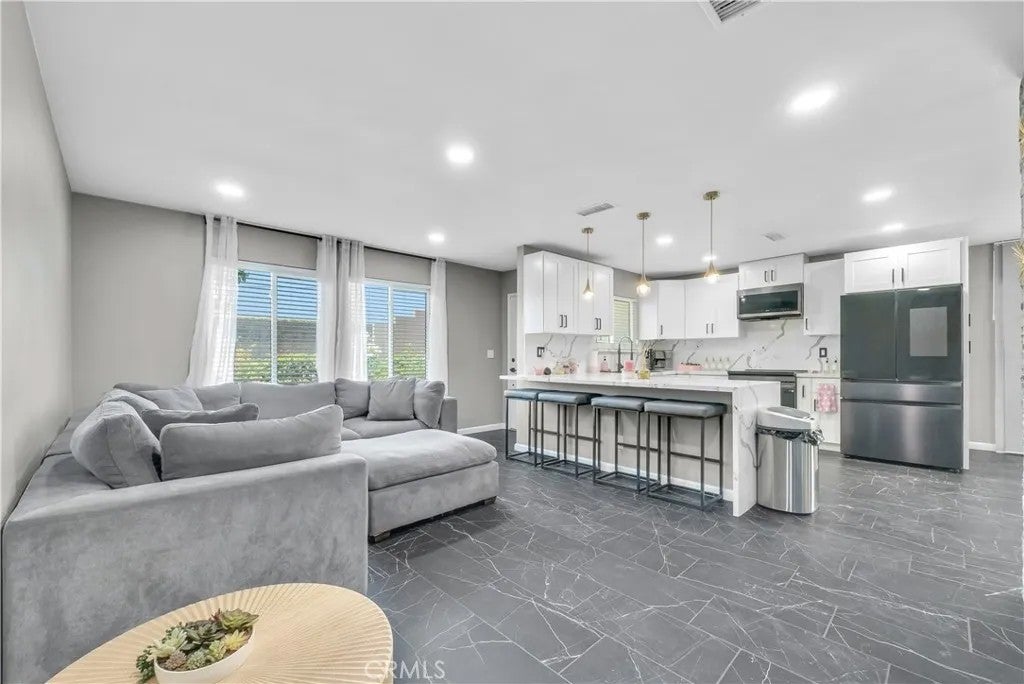 9977 Granite Hill