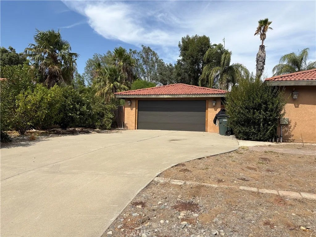 22388 Black Beauty Trail
