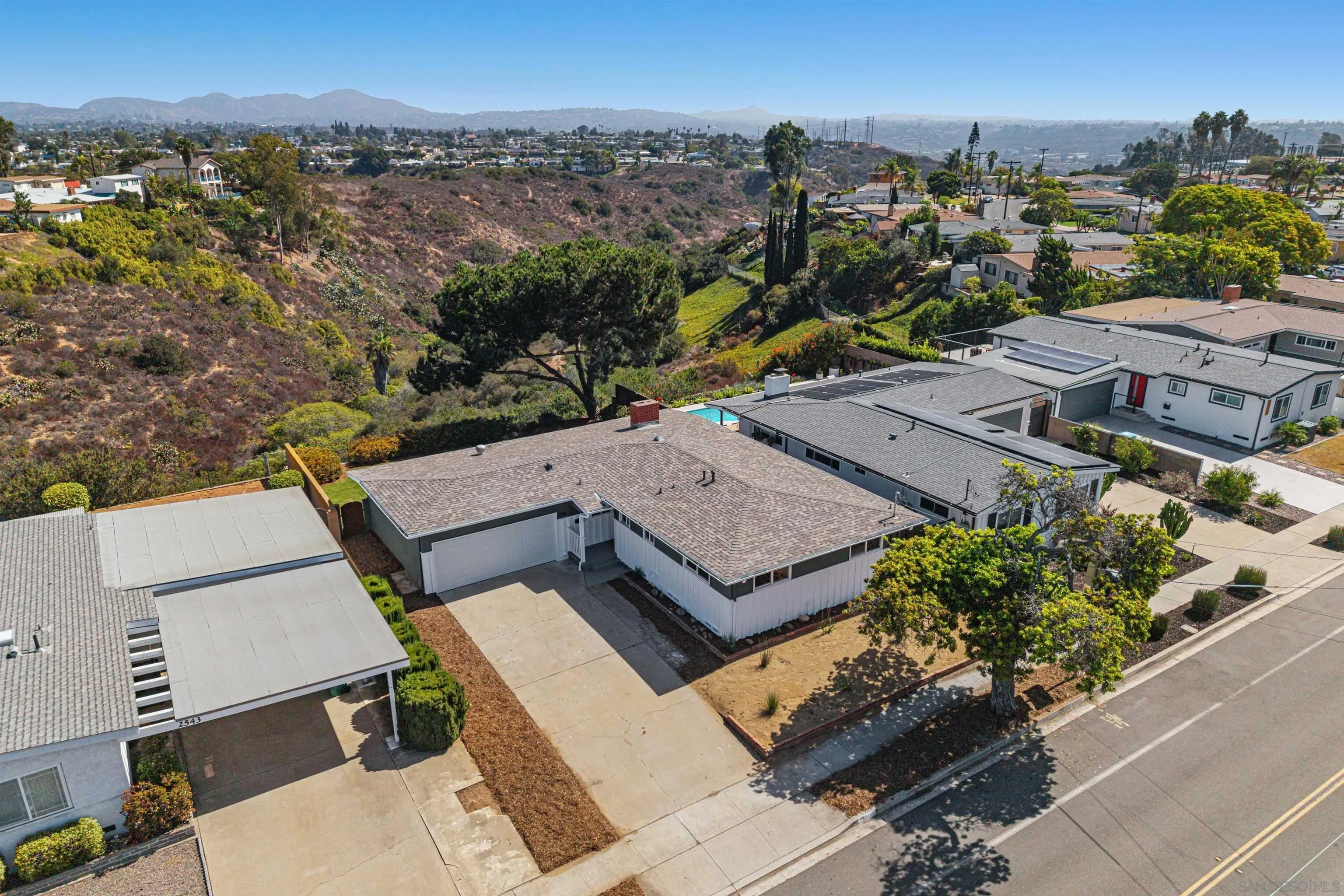 2535 Greyling Dr.