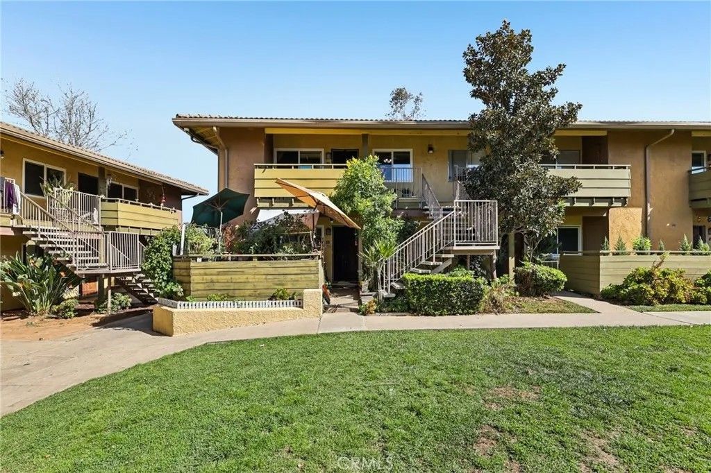 Photo of 2094 E Grand Ave #33, Escondido, CA 92027 (MLS # CV26035269)