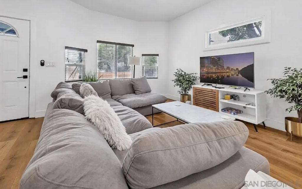 Photo of 19 Evans St, San Diego, CA 92102 (MLS # 260006661)