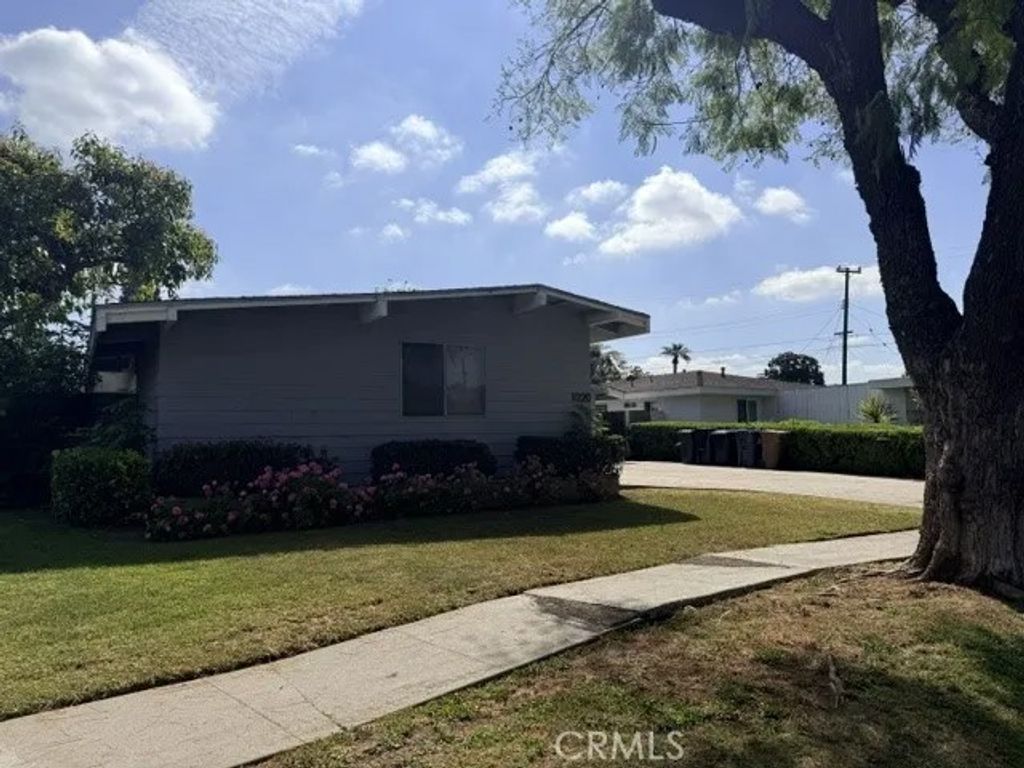 Photo of 1020 N Mountain View, Fullerton, CA 92831 (MLS # TR26083591)