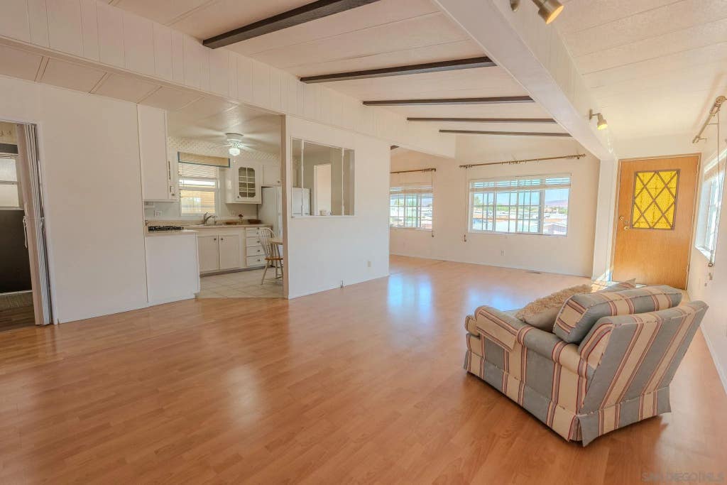 Photo of 6 Oriole Ln, Oceanside, CA 92057 (MLS # 260020077)