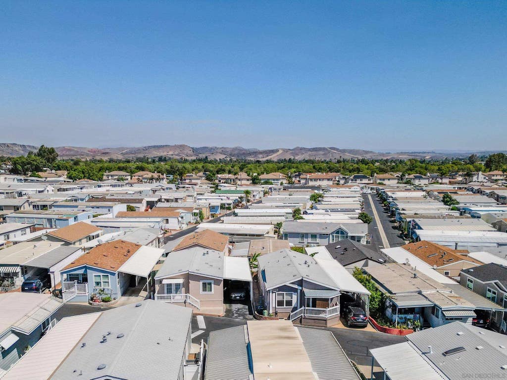 Photo of 6 Oriole Ln, Oceanside, CA 92057 (MLS # 260020077)