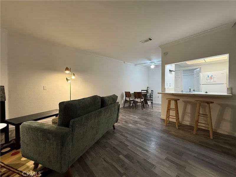 1463 Everton Place