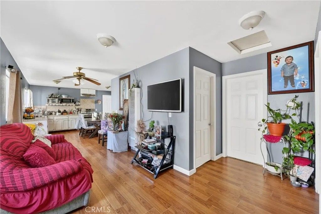 Photo of 750 E 48th St, Los Angeles, CA 90011 (MLS # DW26063559)