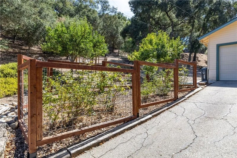 7300 Bella Vista
