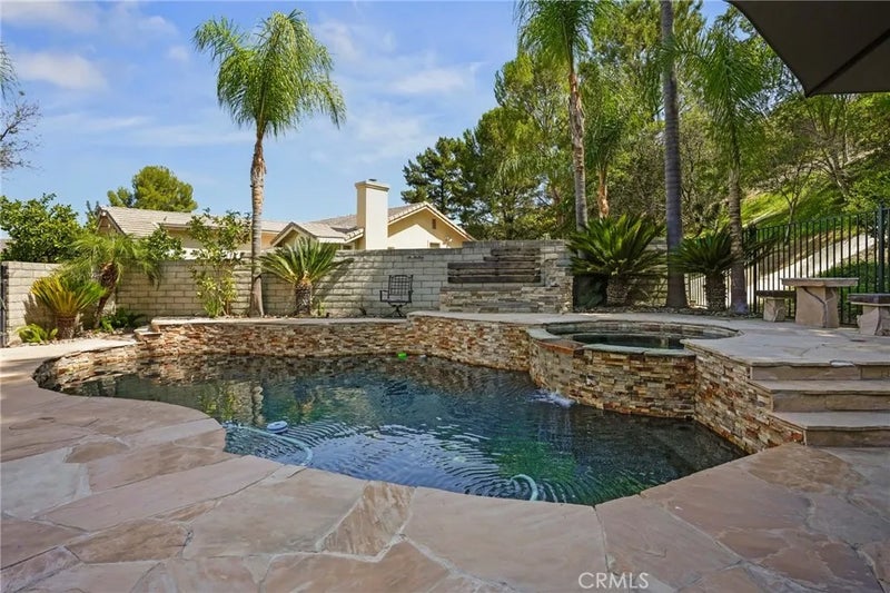 25803 Anderson Lane