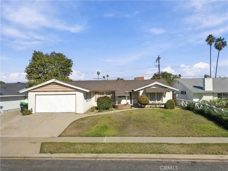 3076 Madeira